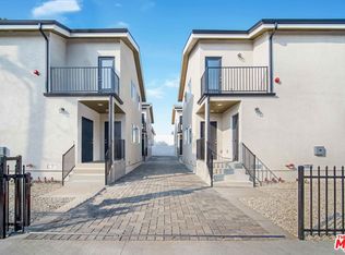 14711 Saticoy St #7, Van Nuys, CA 91405