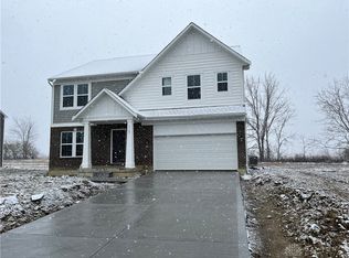 3103 Kit Fox Way, Franklin, OH 45005