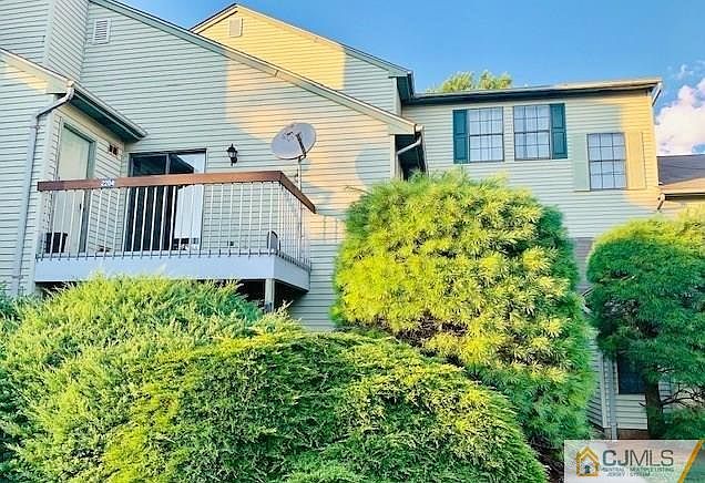 2nd image of 2204 Woodbridge Commons Way #2204