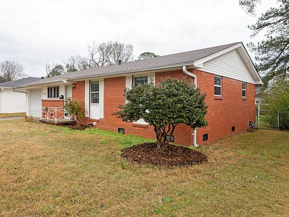 4th image of 213 Donna Dr