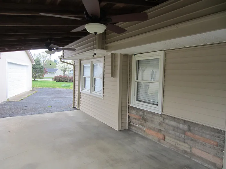 1415 Old Mill Rd — Photo 17