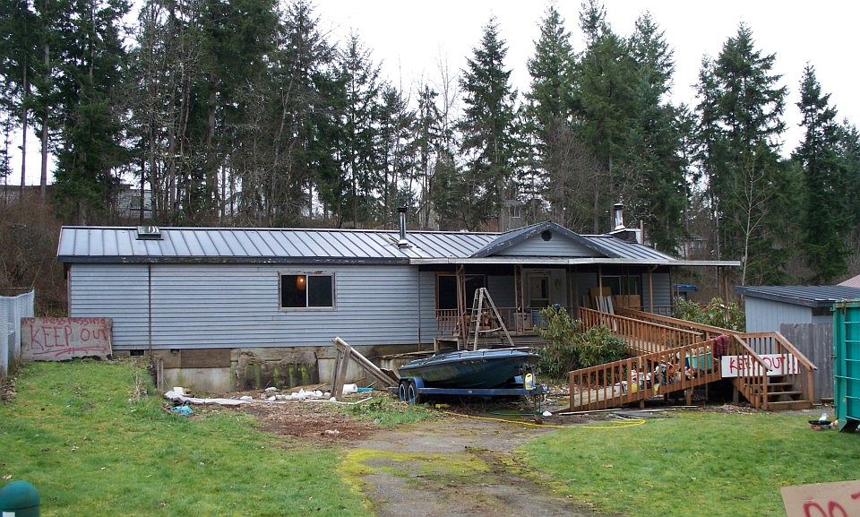 1st image of 13614 216th Ave E