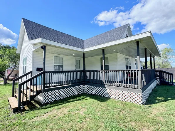 507 W Washington Street, Marshfield, MO 65706