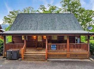 1932 Cougar Crossing Way, Sevierville, TN 37876