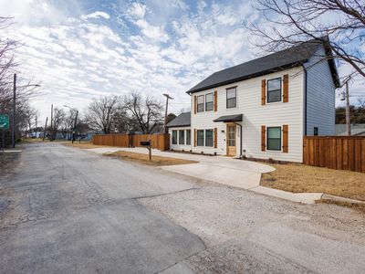 3230 6th Ave, Fort Worth, TX, 76110