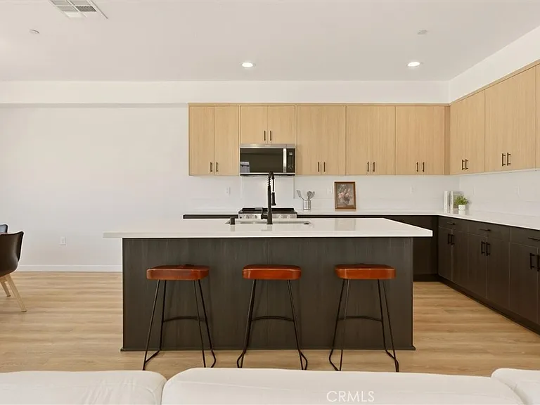 10665 Alborz Ct — Photo 10