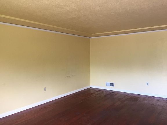 Living Room, Upstairs