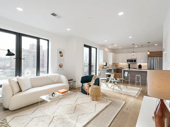 30 Penniman Rd #307, Allston, MA 02134