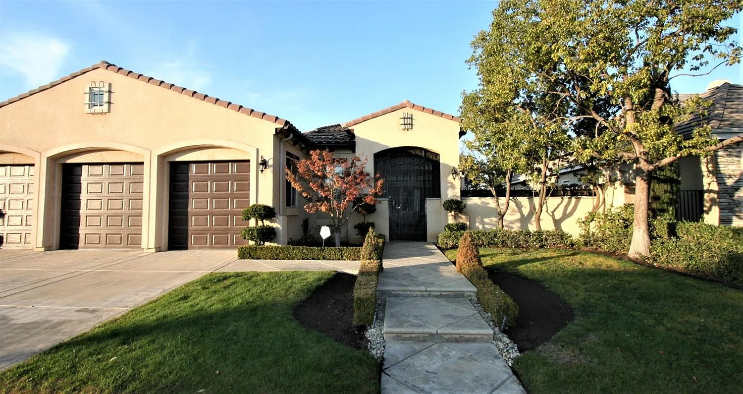 1550 E Golden Valley Way photo 1