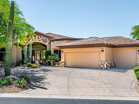 4th image of 9671 E Monument Drive