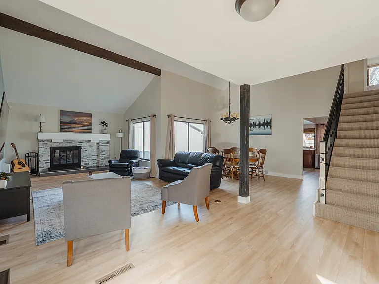12572 E Bates Cir — Photo 2