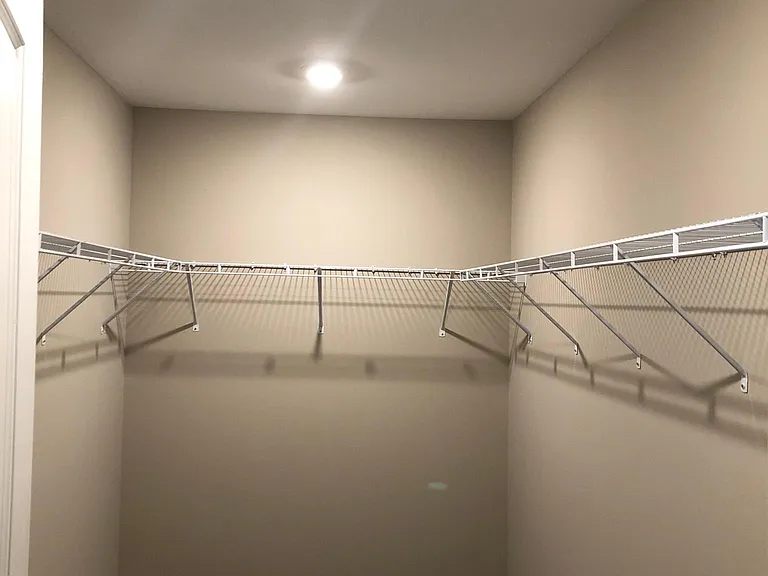 1045 Kafka Dr — Photo 8