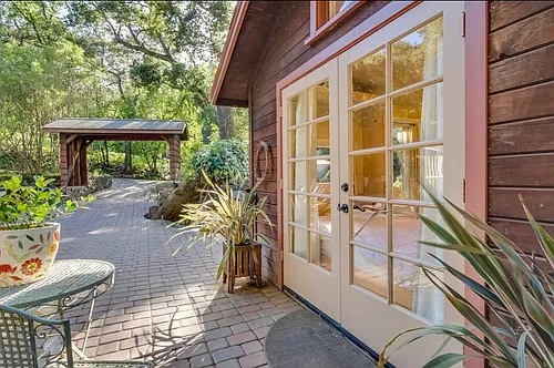 15 Highland Ave Photo 1