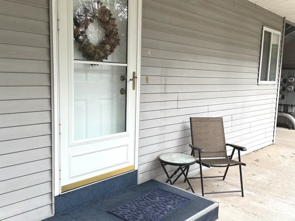 (undisclosed Address), Plainville, CT 06062