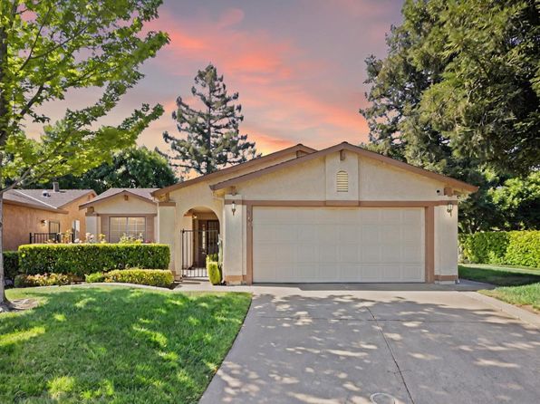 7513 Sunfield Ln, Sacramento, CA 95828