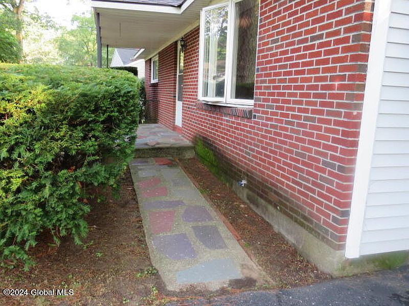 2nd image of 45 Saratoga Drive