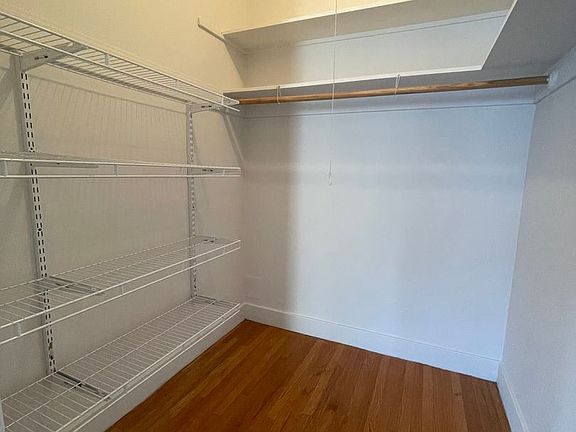 5th image of 2845 Van Ness Ave APT 105