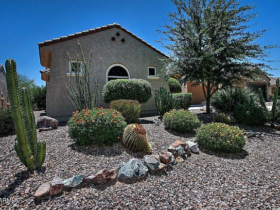 3rd image of 4053 N MONUMENT Drive