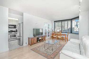 Rented by Luxury Habitat