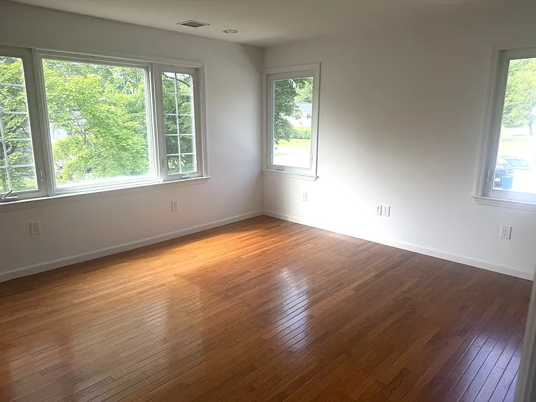 62 W McClellan Ave — Photo 11
