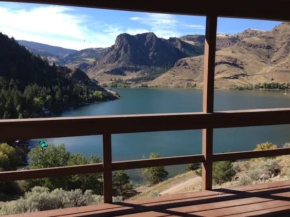 19 Lakeview Dr, Salmon, ID 83467