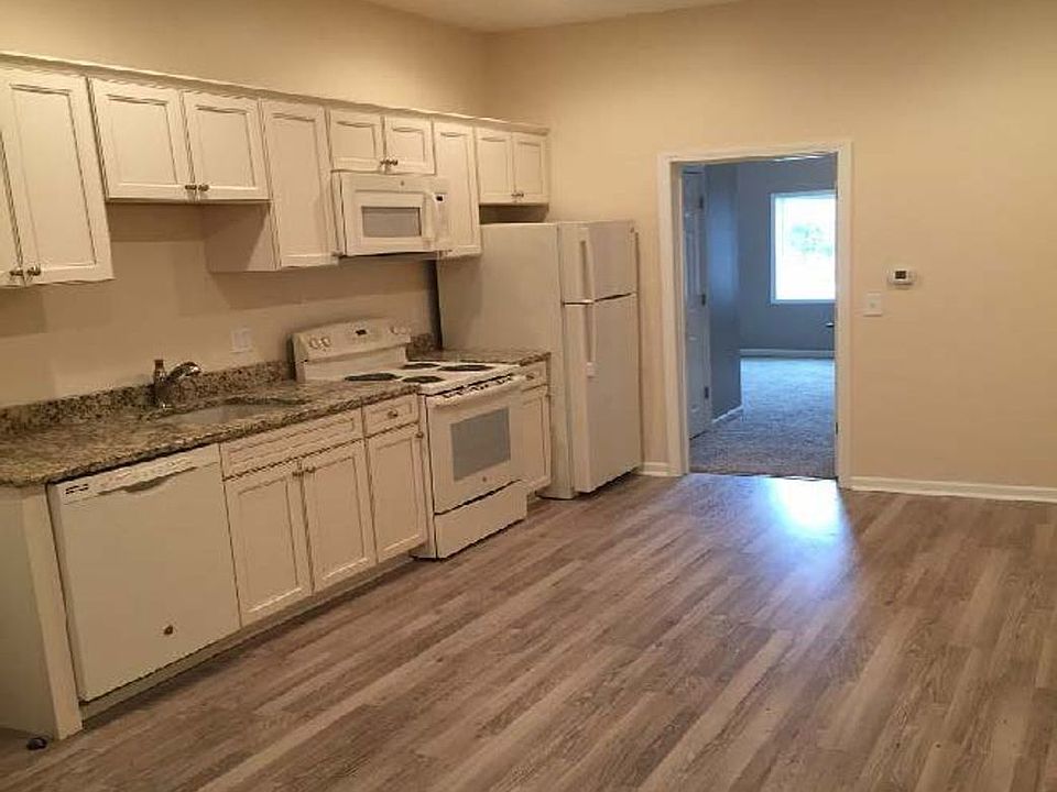 1st image of 108 W Ashland Ave #2