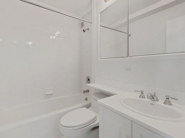 300 E 57th St APT 3H