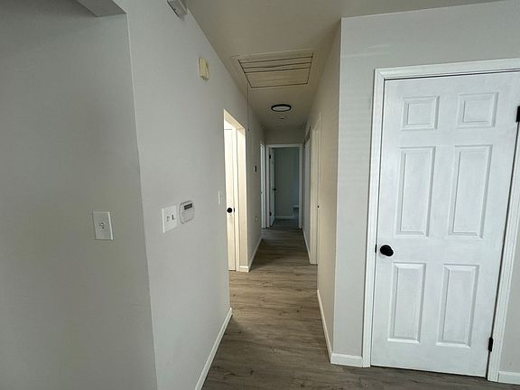 5th image of 833 Marvin Ave