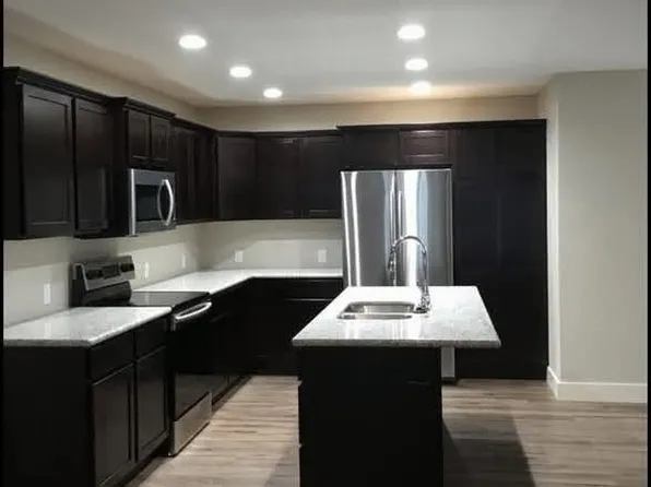 923 Walnut St #923, El Dorado, KS 67042
