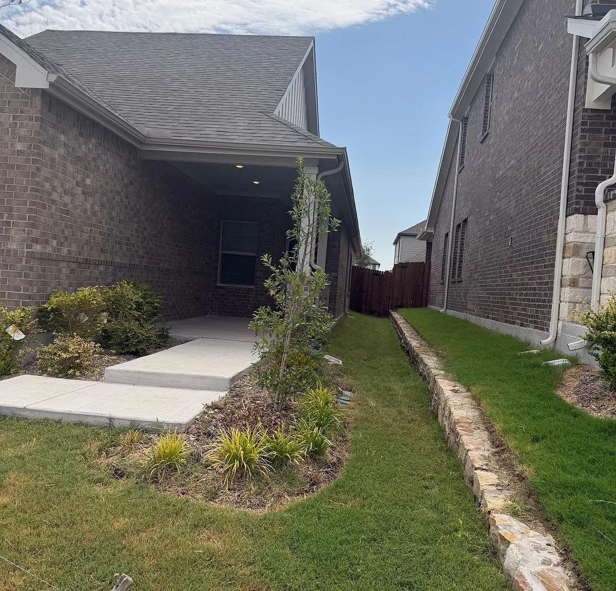 4 bed, 1605 sqft, $2,500 — Photo 4