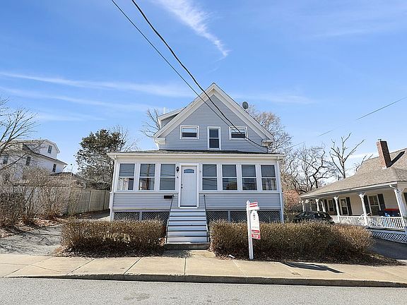 3rd image of 4 Standish Ave