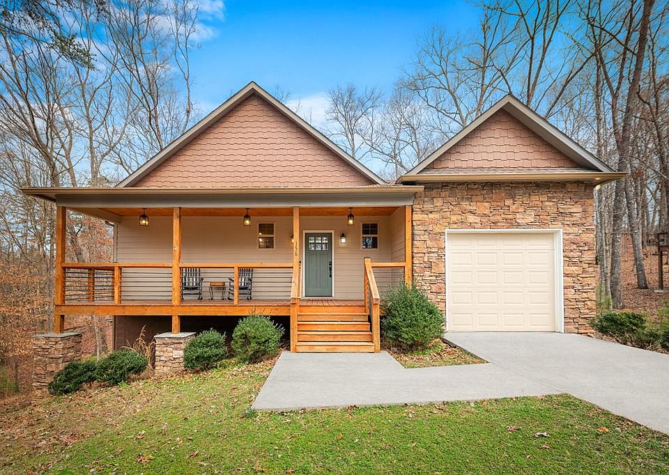1st image of 156 Ridgecrest Ct
