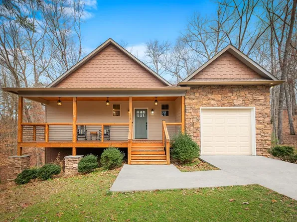 156 Ridgecrest Ct, Ellijay, GA 30540