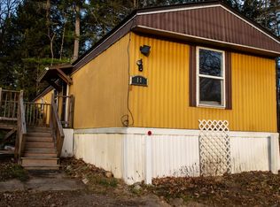 11 Tamarack Cir, Winchester, NH 03470