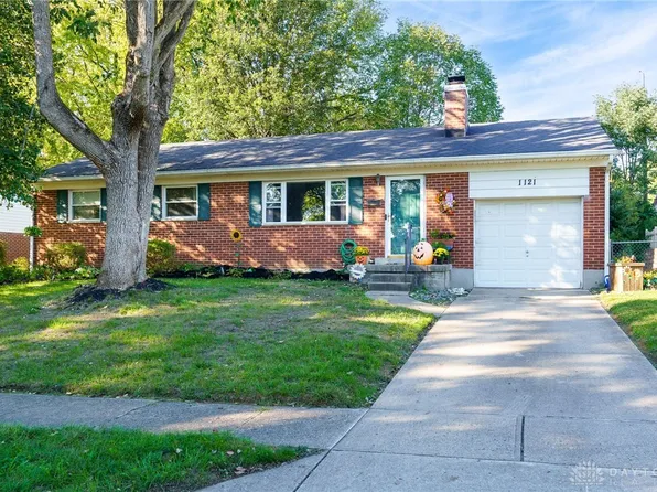 1121 Rio Ln, Dayton, OH 45429