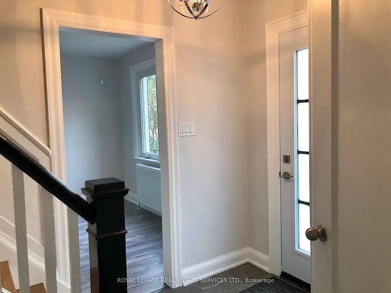 14 Avonhurst Rd — Photo 12