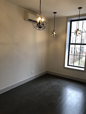 Rented by WIRE International Realty | media 4