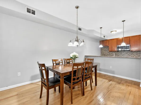 612 12th Street image 1 of 14