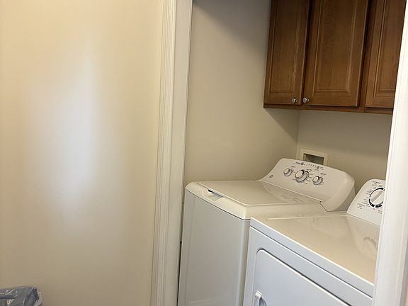 2nd image of 205 Barkwood St
