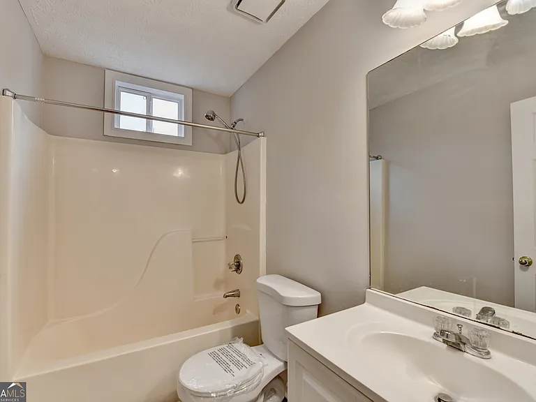 2115 Glynmoore Dr — Photo 13