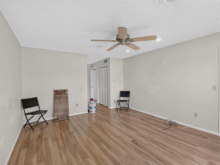 9264 Vista Del Lago #A — Photo 22