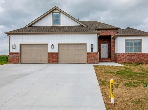 262 Nebo St, Prairie Grove, AR 72753