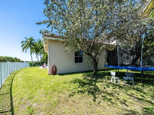 1250 Placid Ct — Photo 6