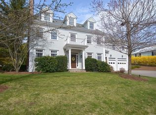 18 Linwood Rd, Wellesley, MA 02481