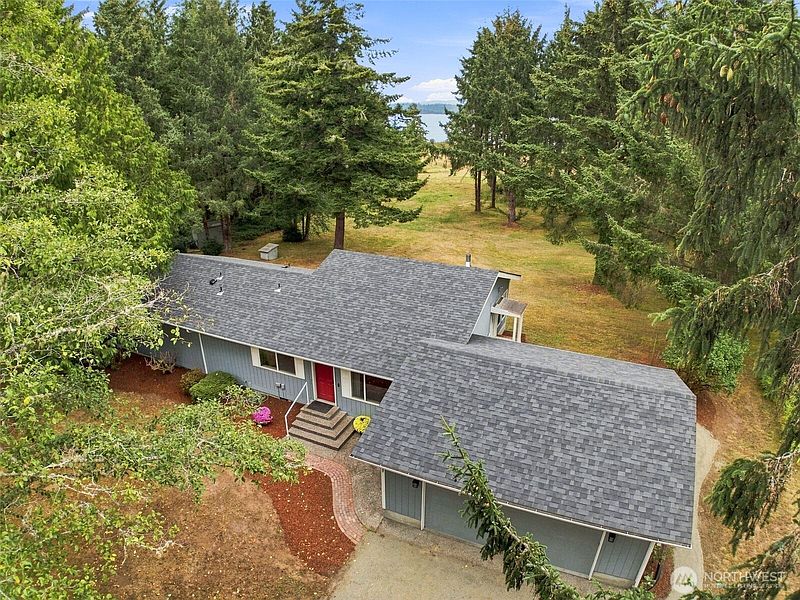 3rd image of 13706 Teal Lane