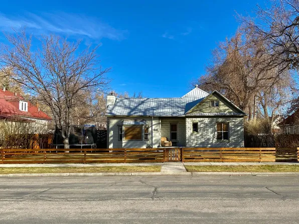 274 Cascade St, Lander, WY 82520