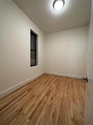 Rented by Peter R. Hungerford, LREB | media 3