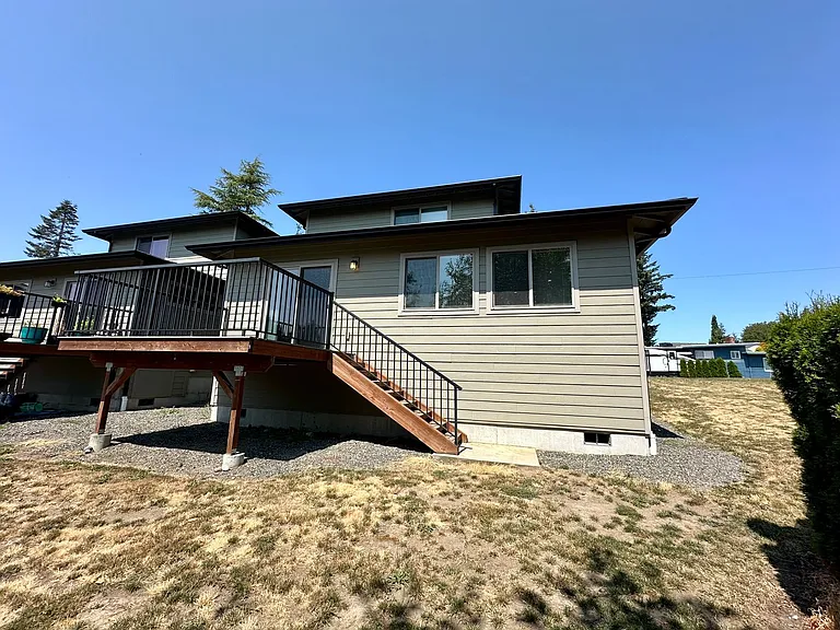 2145 Seamount Dr — Photo 16