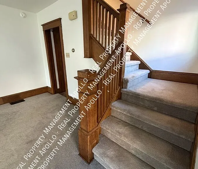 563 Lincoln Ave — Photo 18