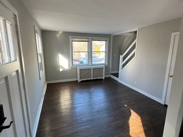 9 Garden Ct #9, Fairfield, CT 06825